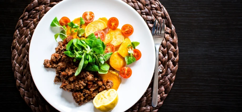 a paleo meal a paleo